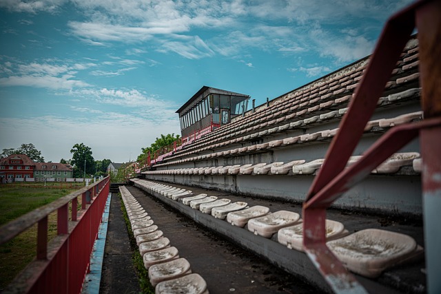 世界滑翔伞定点锦标赛：缙云何靖伟担任队长斩获团体银牌.